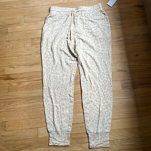 Splendid print drawstring jogger nwt